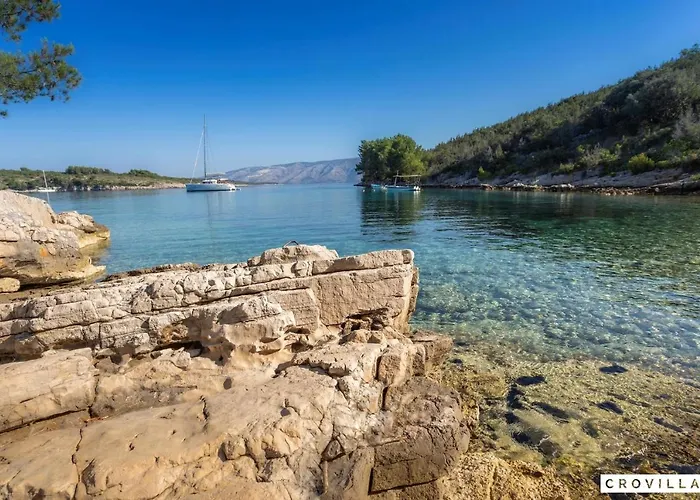 Nella Hvar * Rudina