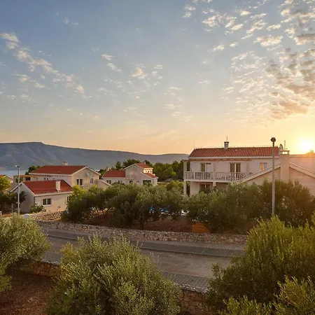 Villa Nella Hvar *