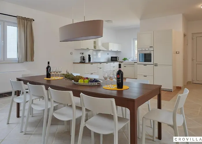 Nella Hvar Villa