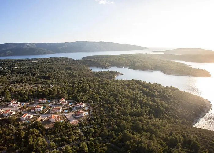 Nella Hvar Villa *